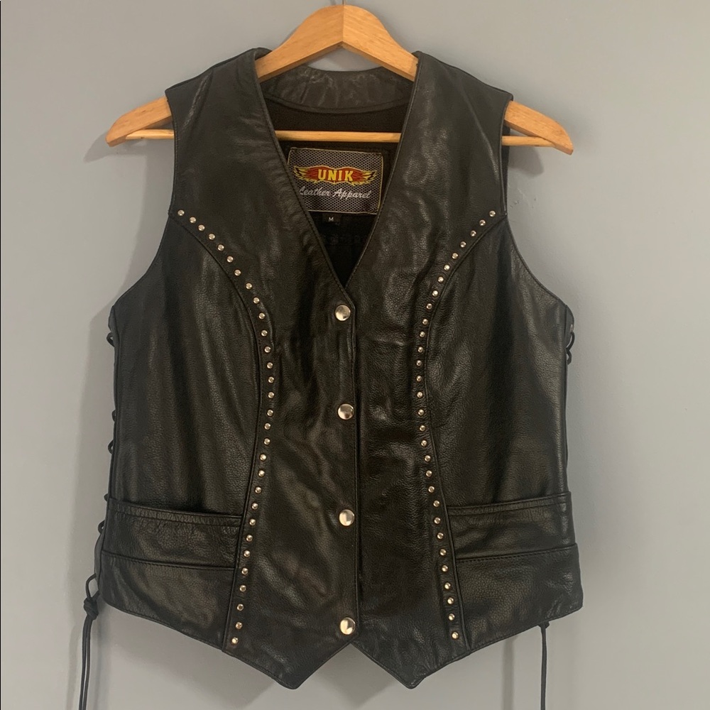 Unik Black Leather Vest with Silver Studs Motorcycle Biker Womans Size M Pockets